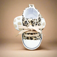 Thumbnail for BabyStride – Transpirables y flexibles: zapatillas «Primeros pasos»