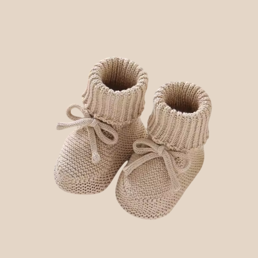 SnuggleSteps – Cálidos y suaves: patucos de punto para bebés