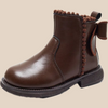 Mini Fashion – Comodidad y estilo: botines de cuero