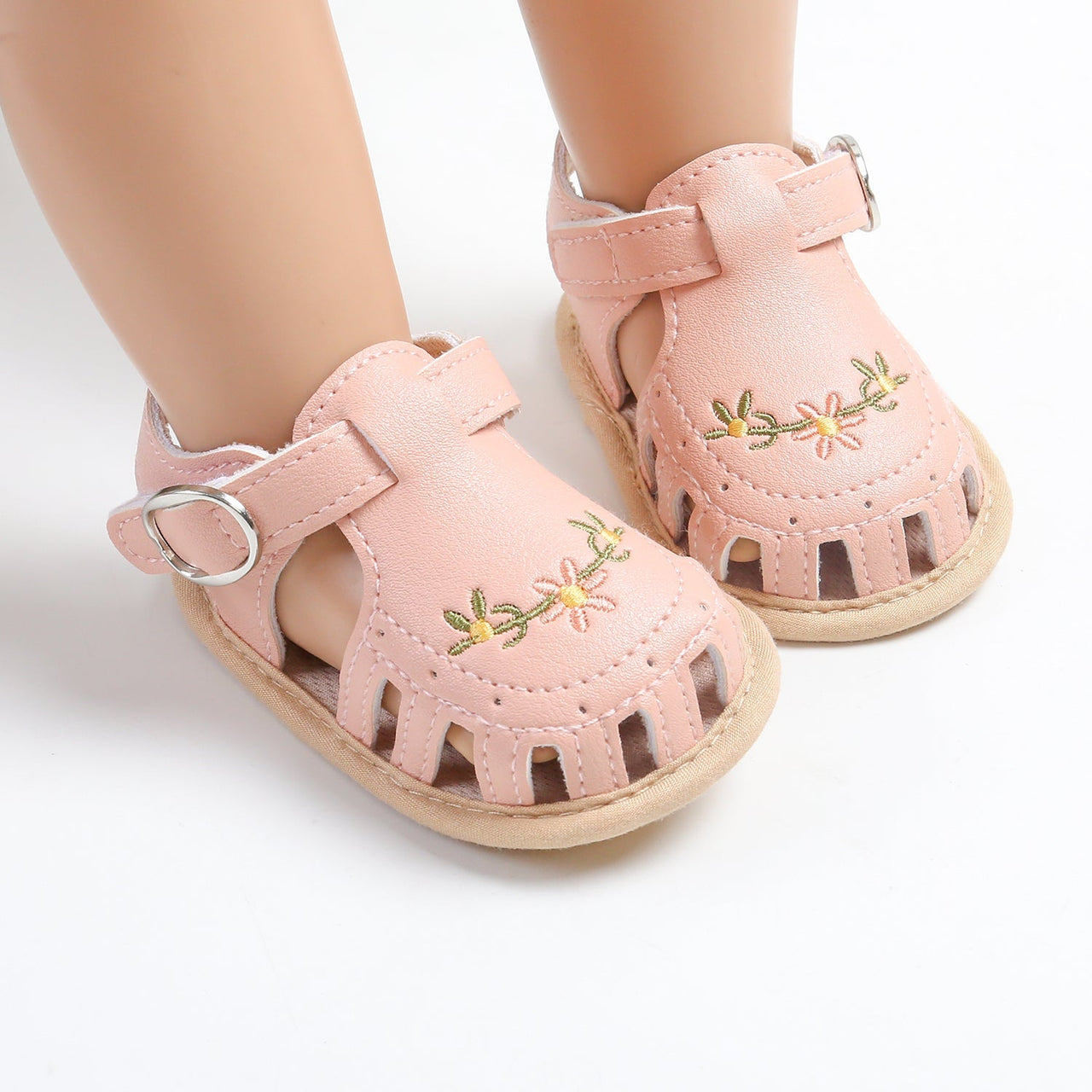 TinyPetals – Comodidad y estilo: sandalias para bebé con bordado floral