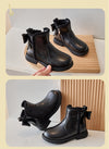 Mini Fashion – Comodidad y estilo: botines de cuero