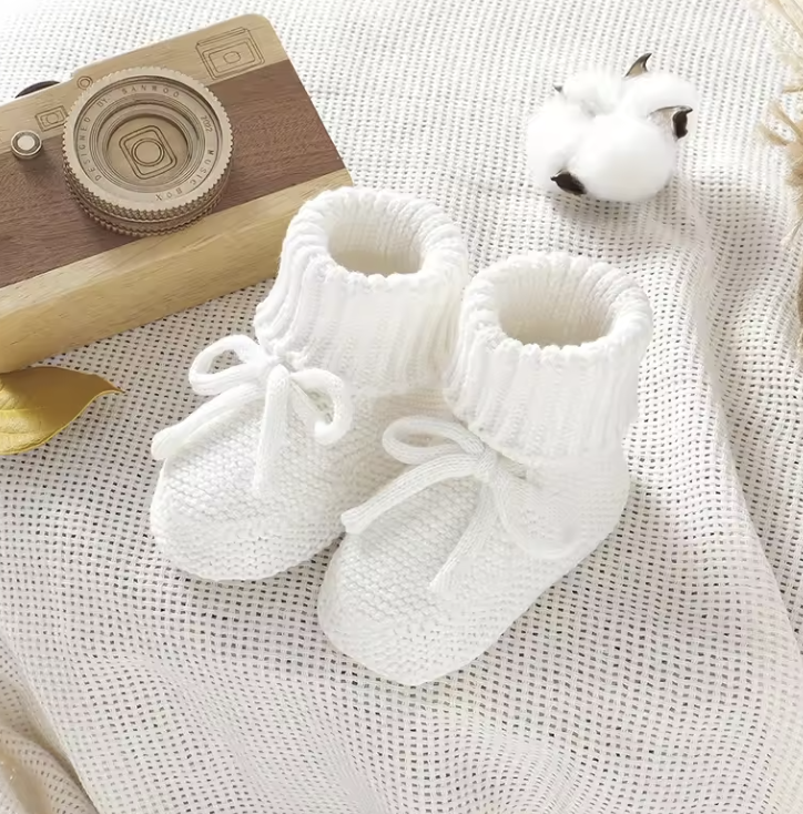 SnuggleSteps – Cálidos y suaves: patucos de punto para bebés