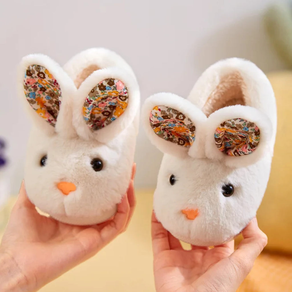 BunnyToes – Suaves y cálidas: zapatillas de peluche con forma de conejo
