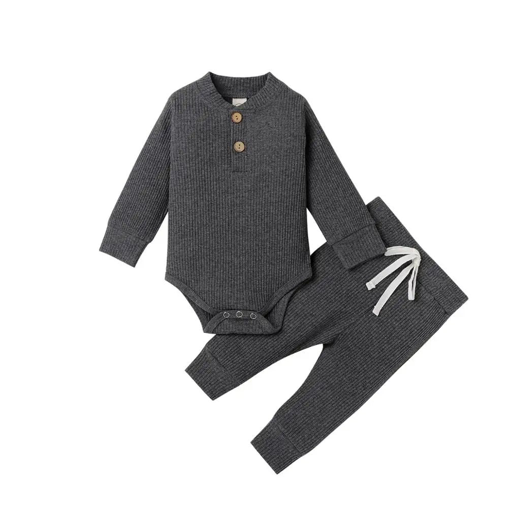Mini Fashion™ – Cómodo conjunto de vestir para bebé