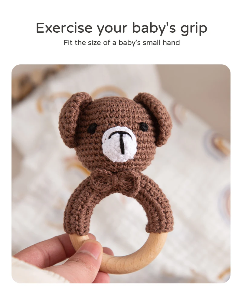 CuddleRattle – Suave y divertido – Sonajero de ganchillo para bebé con anillo de madera