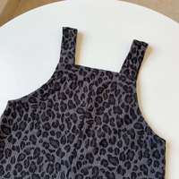Thumbnail for LeopardChic – A la última y cómodos: petos para niñas con estampado de leopardo