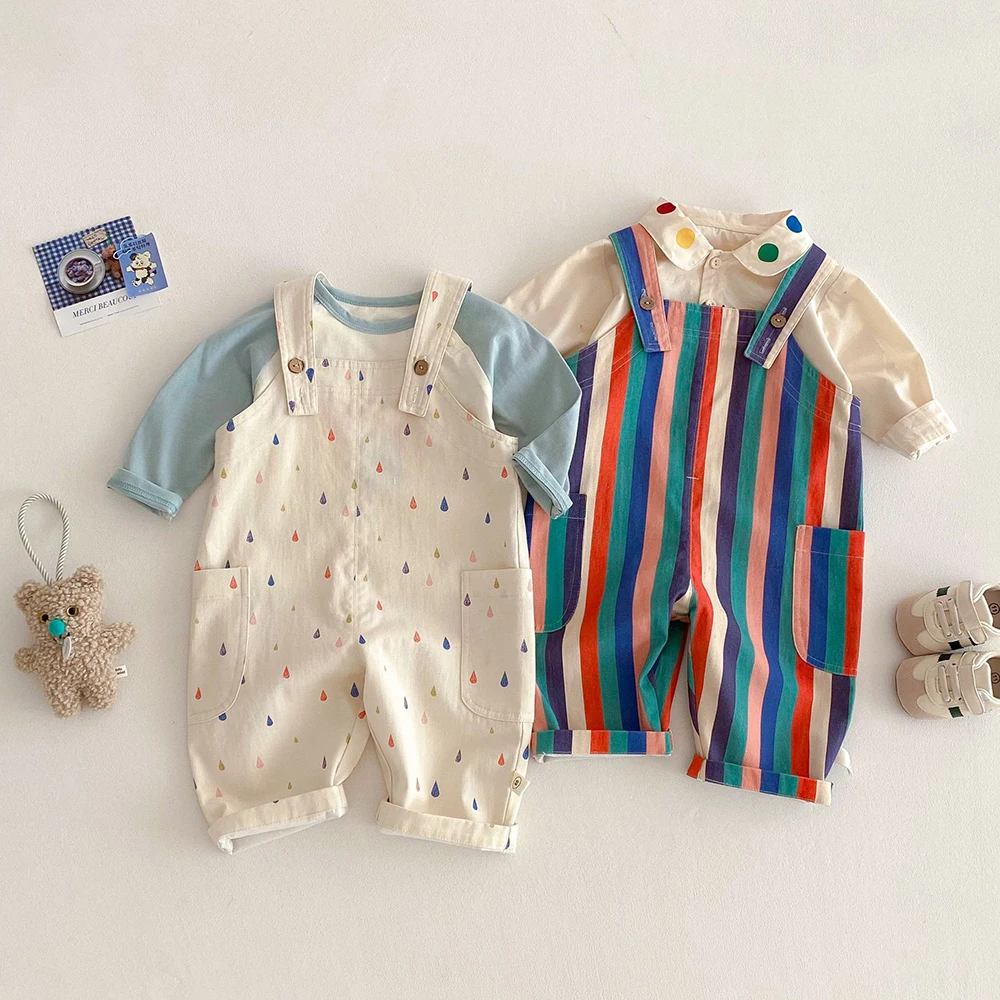 TinyStyle – Divertidos y cómodos: petos infantiles con estampado