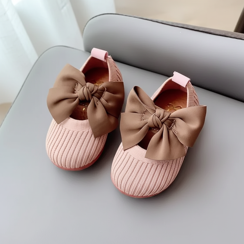 SweetBow – Tierno y práctico: zapatitos de punto para bebé con lazo de mariposa