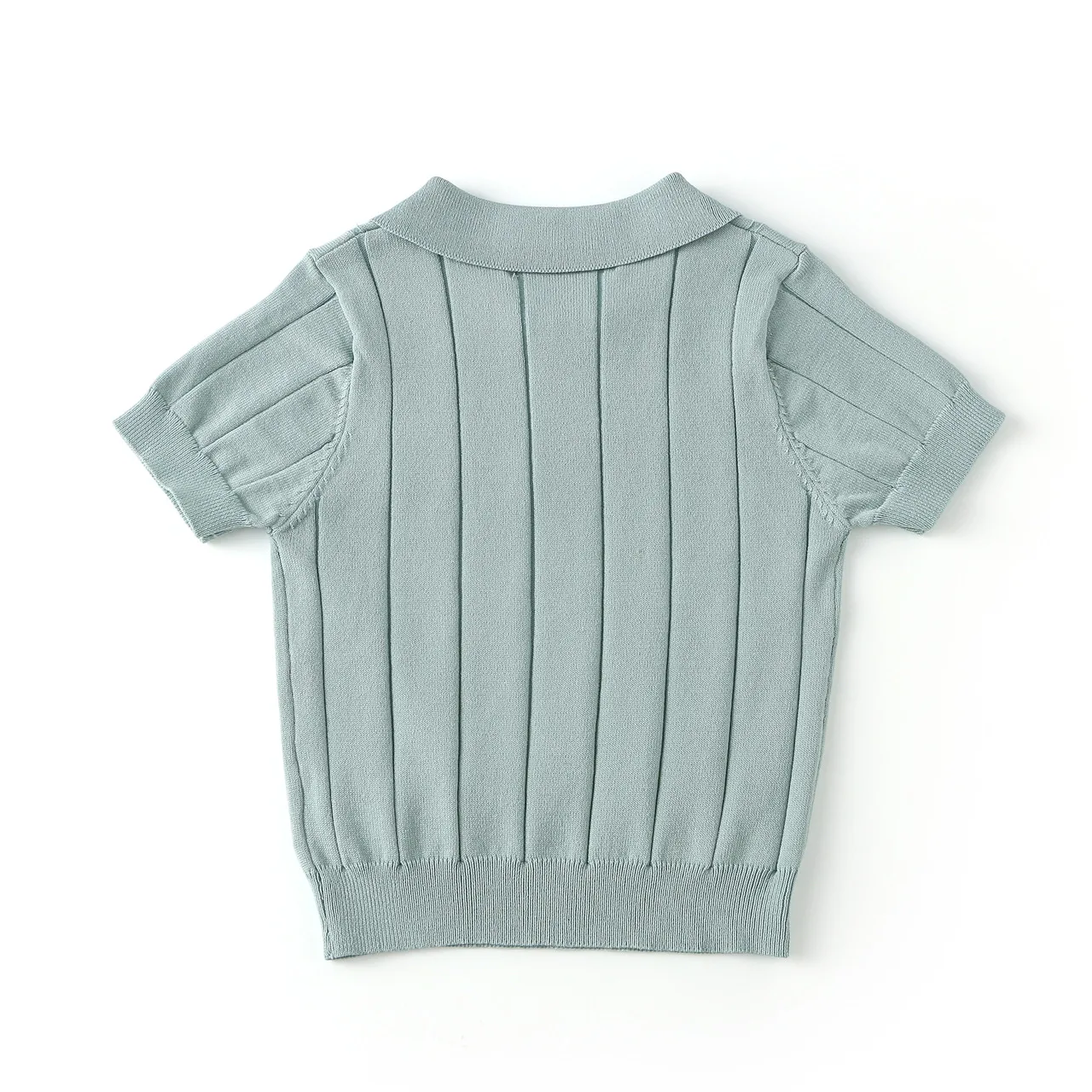 MiniLuxe – Elegante y cómoda: camiseta polo de tejido de punto