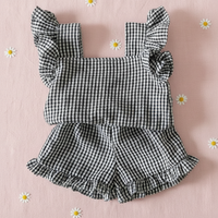 Thumbnail for Girls Ruffle Tee – Ligero y adorable – Conjunto de ropa para niños