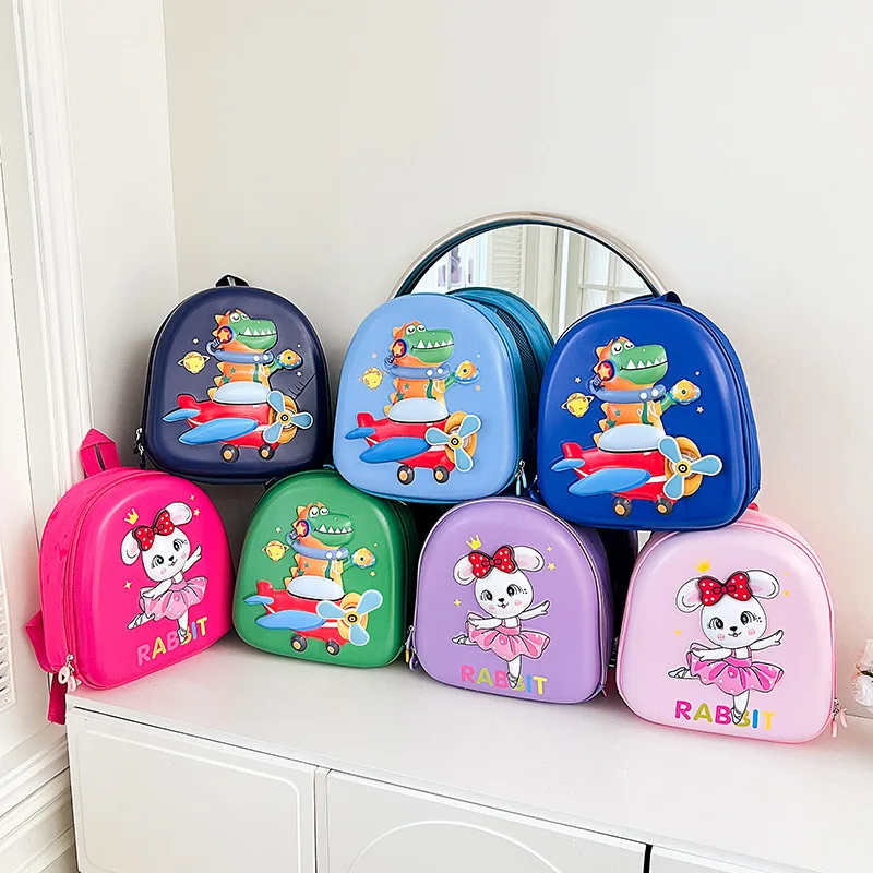 SchoolMate – Ligera y espaciosa – Mochila de dibujos animados con luz y música