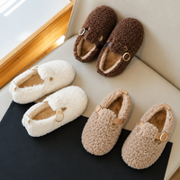 Thumbnail for WarmSteps – Cómodas y acogedoras: zapatillas de peluche de invierno para niños