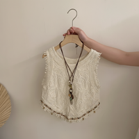 Thumbnail for TinyTrends – Estilo boho chic y adorable: top de ganchillo con falda a cuadros