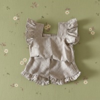 Thumbnail for Girls Ruffle Tee – Ligero y adorable – Conjunto de ropa para niños