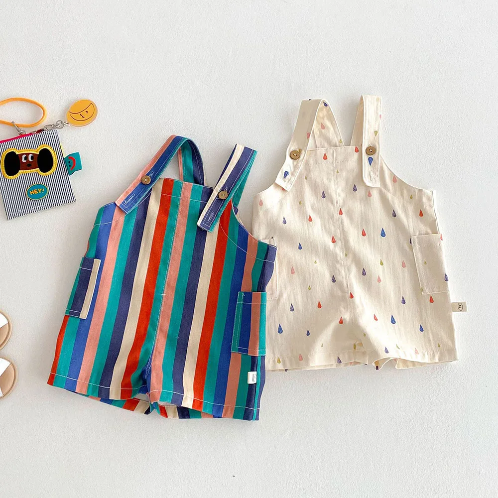 TinyStyle – Divertidos y cómodos: petos infantiles con estampado