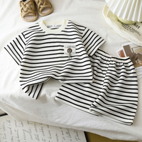 Thumbnail for Kids Stripe Outfit – Moda y comodidad: conjunto infantil de verano