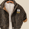Mini Fashion – Resistente y cómoda: chaqueta con estampado de leopardo
