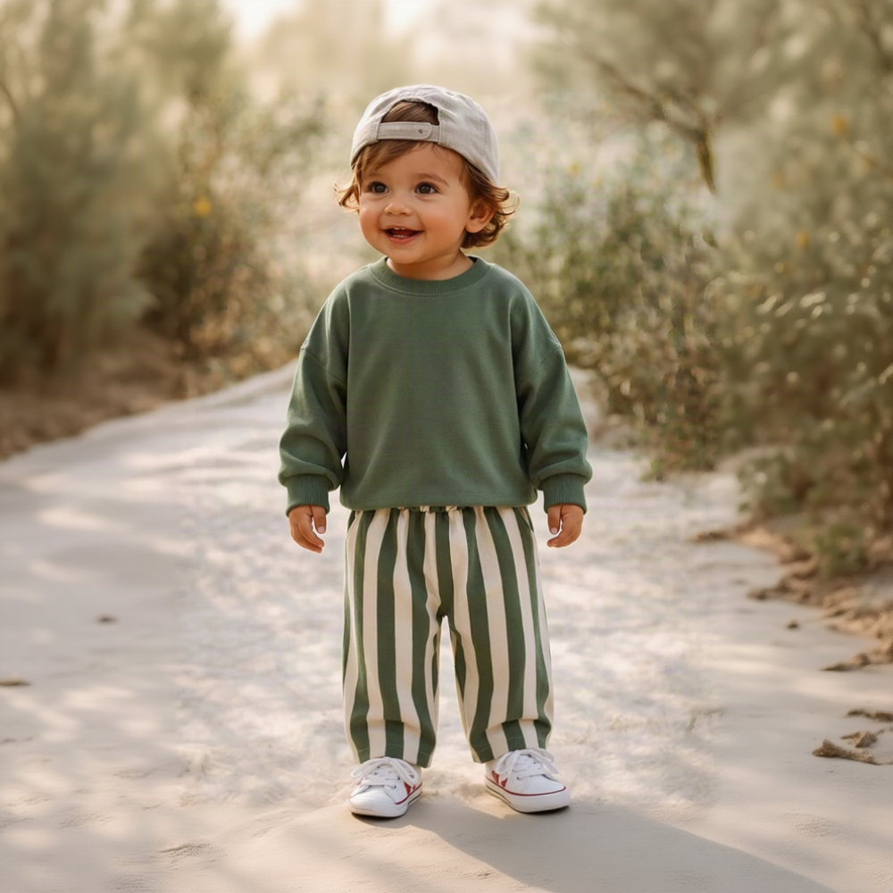SoftStripe – Suaves y cómodos: pantalones para bebé con diseño a rayas