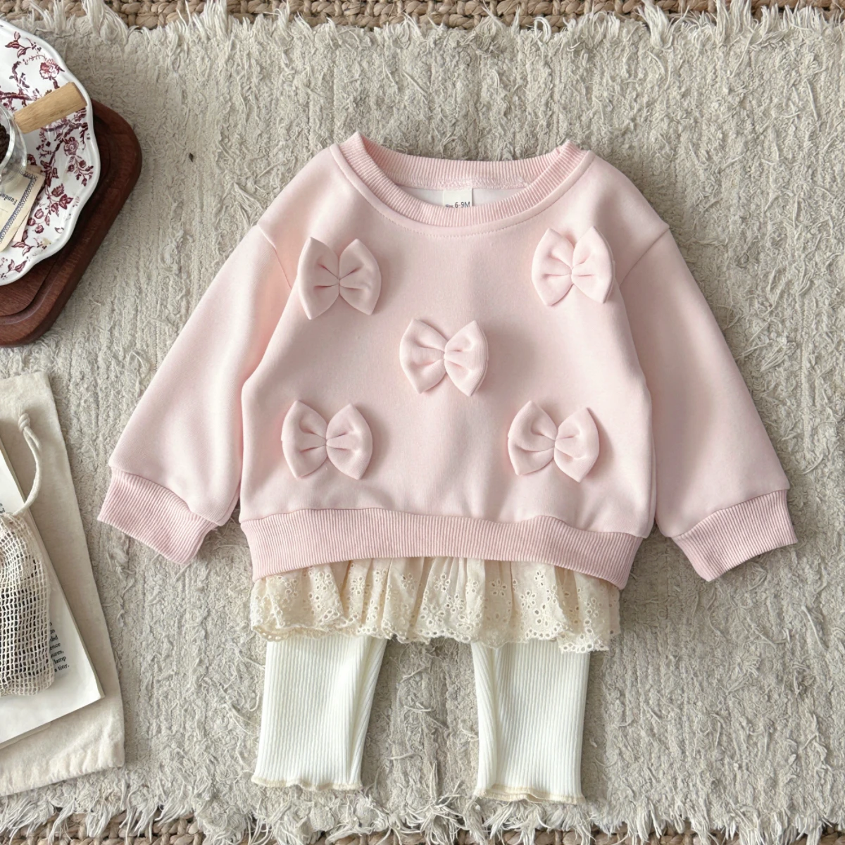 LittleAngel – Suave y elegante: conjunto para bebé con jersey y pantalones elásticos