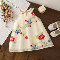 Thumbnail for MiniFlora – Ligero y encantador: vestido bordado para niñas pequeñas