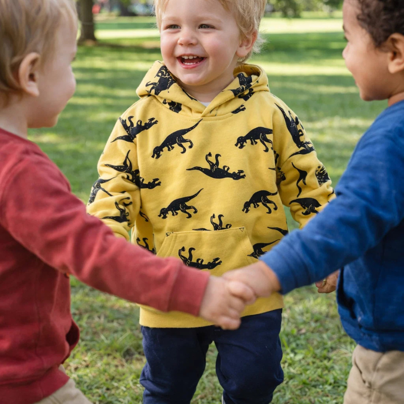 DinoStyle – Cálida y transpirable: sudadera con capucha con estampado de Triceratops