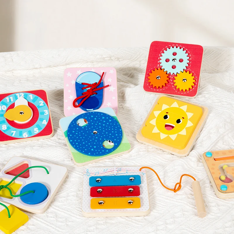 TinySkills – Creativo y educativo – Tablero magnético Montessori «Busy Board»