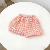 Thumbnail for LovelyBloom – Suave y adorable – Pantalonitos de niña con volantes y lazo