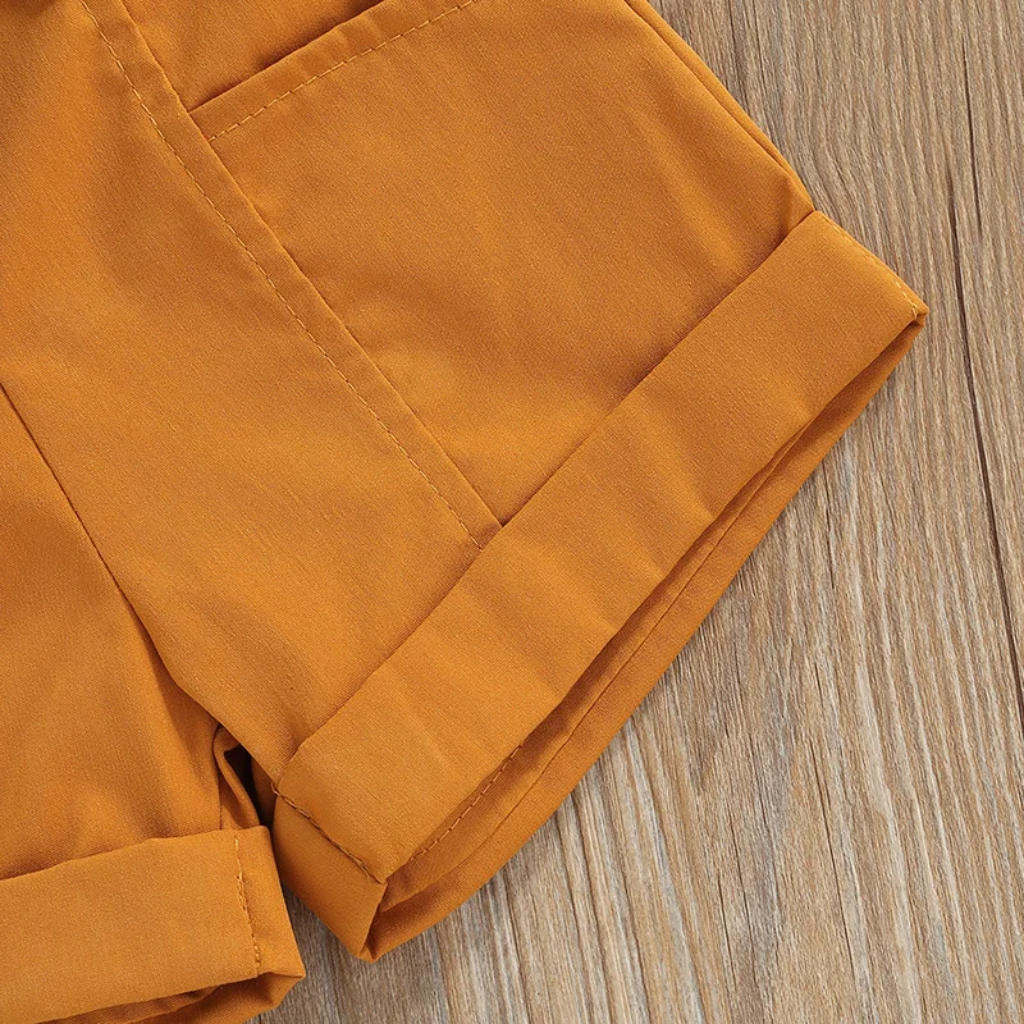 MiniFashionista – Elegancia y tendencias – Conjunto para niñas con camiseta, pantalones cortos y riñonera