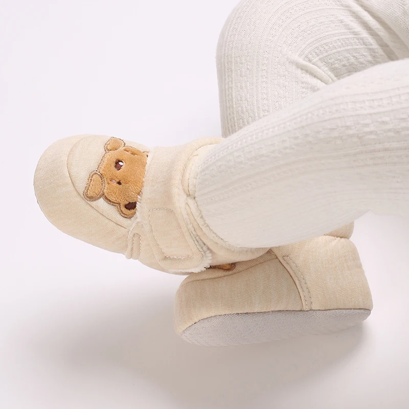 TinyBoots – Acogedoras y cómodas: zapatitos de felpa para bebés para el invierno