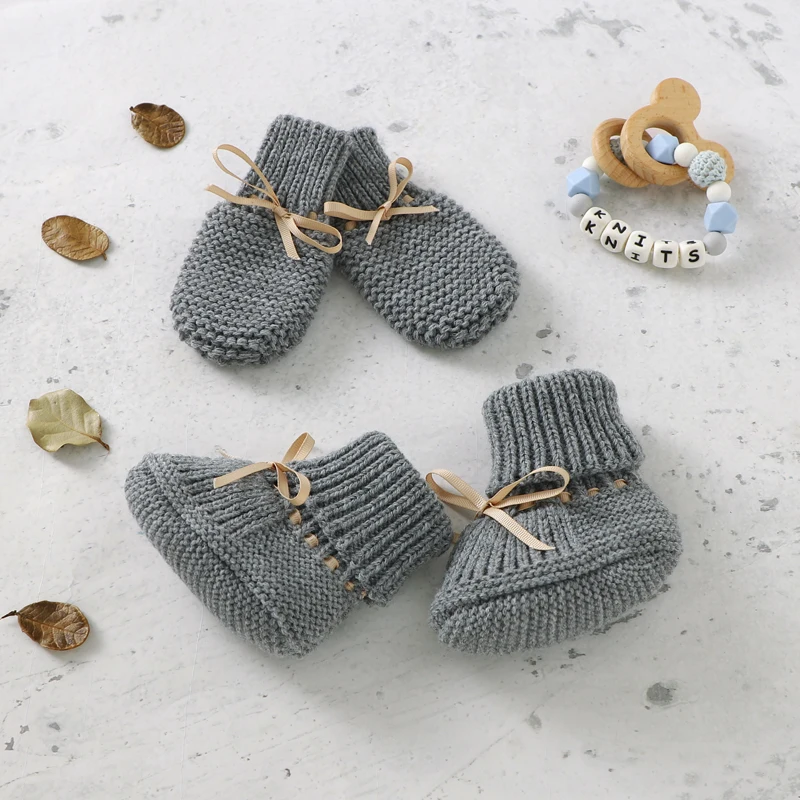 Booties & Mittens – Suave y cálido: conjunto de guantes y patucos