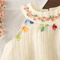Thumbnail for MiniFlora – Ligero y encantador: vestido bordado para niñas pequeñas