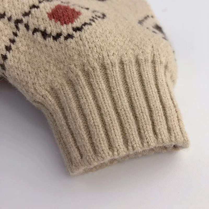 LittleRetro – Cálido y elegante: jersey de punto para niño con motivo de rombos