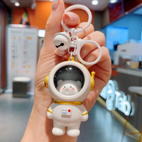 Thumbnail for Glowing Astronaut Charm – Bonito y luminoso: colgante de bolso con forma de astronauta