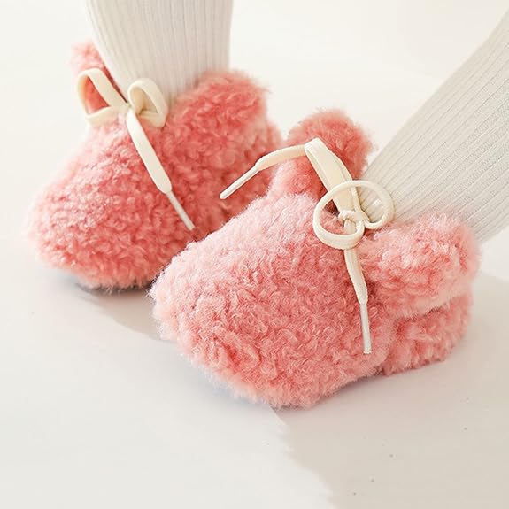 SnuggleBunny – Cálidas y seguras: zapatillas antideslizantes Bunny