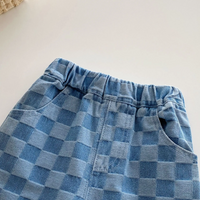 Thumbnail for DenimCheck – Cómodos y modernos: pantalones infantiles con estampado de cuadros