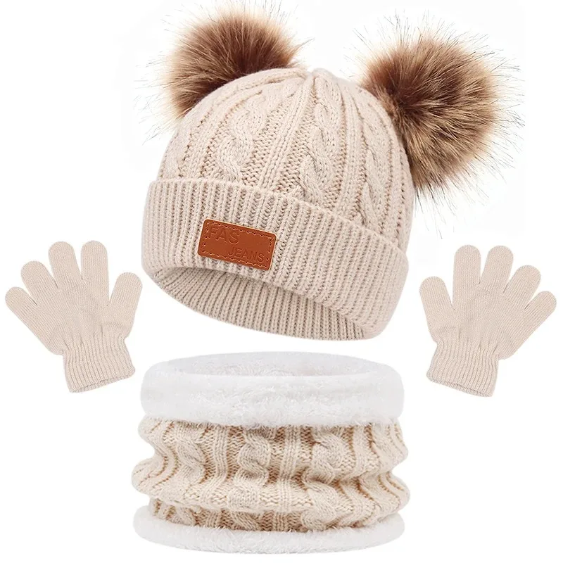 CozyPom – Cálido y suave: conjunto de invierno con gorro, bufanda y guantes