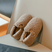 Thumbnail for WarmSteps – Cómodas y acogedoras: zapatillas de peluche de invierno para niños
