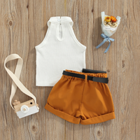 Thumbnail for MiniFashionista – Elegancia y tendencias – Conjunto para niñas con camiseta, pantalones cortos y riñonera