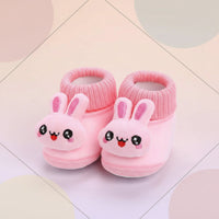 Thumbnail for CuddleSteps – Cálidas y antideslizantes: zapatillas para bebés con animales