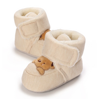 Thumbnail for TinyBoots – Acogedoras y cómodas: zapatitos de felpa para bebés para el invierno