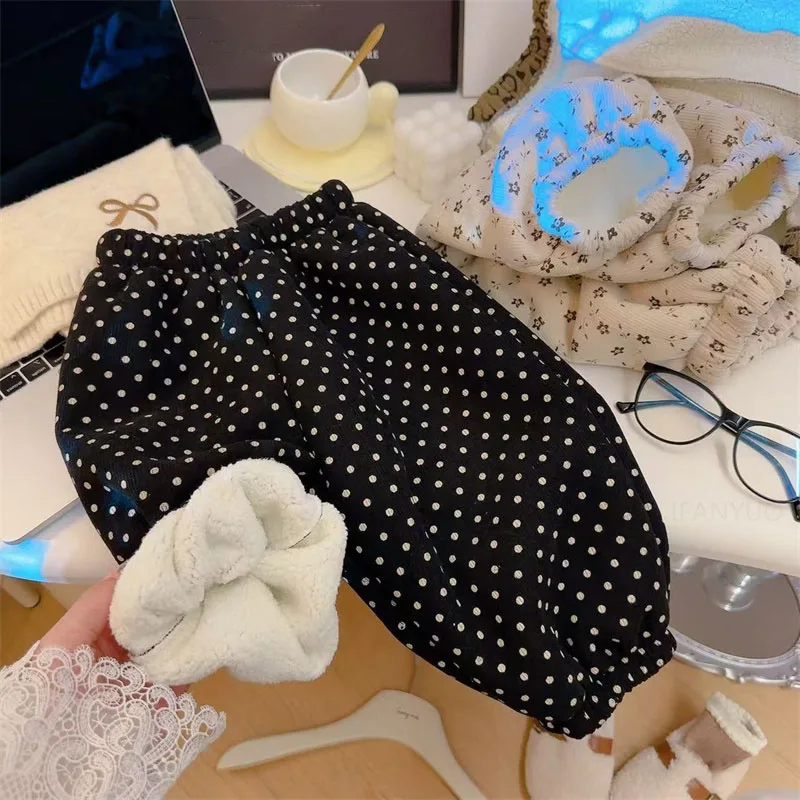 MiniTrousers – Cálidos y suaves: pantalones de pana para niños con forro polar