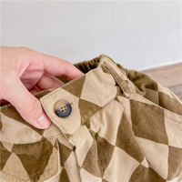 Thumbnail for RetroBloom – Cómodos y divertidos: pantalones infantiles con estampado Argyle