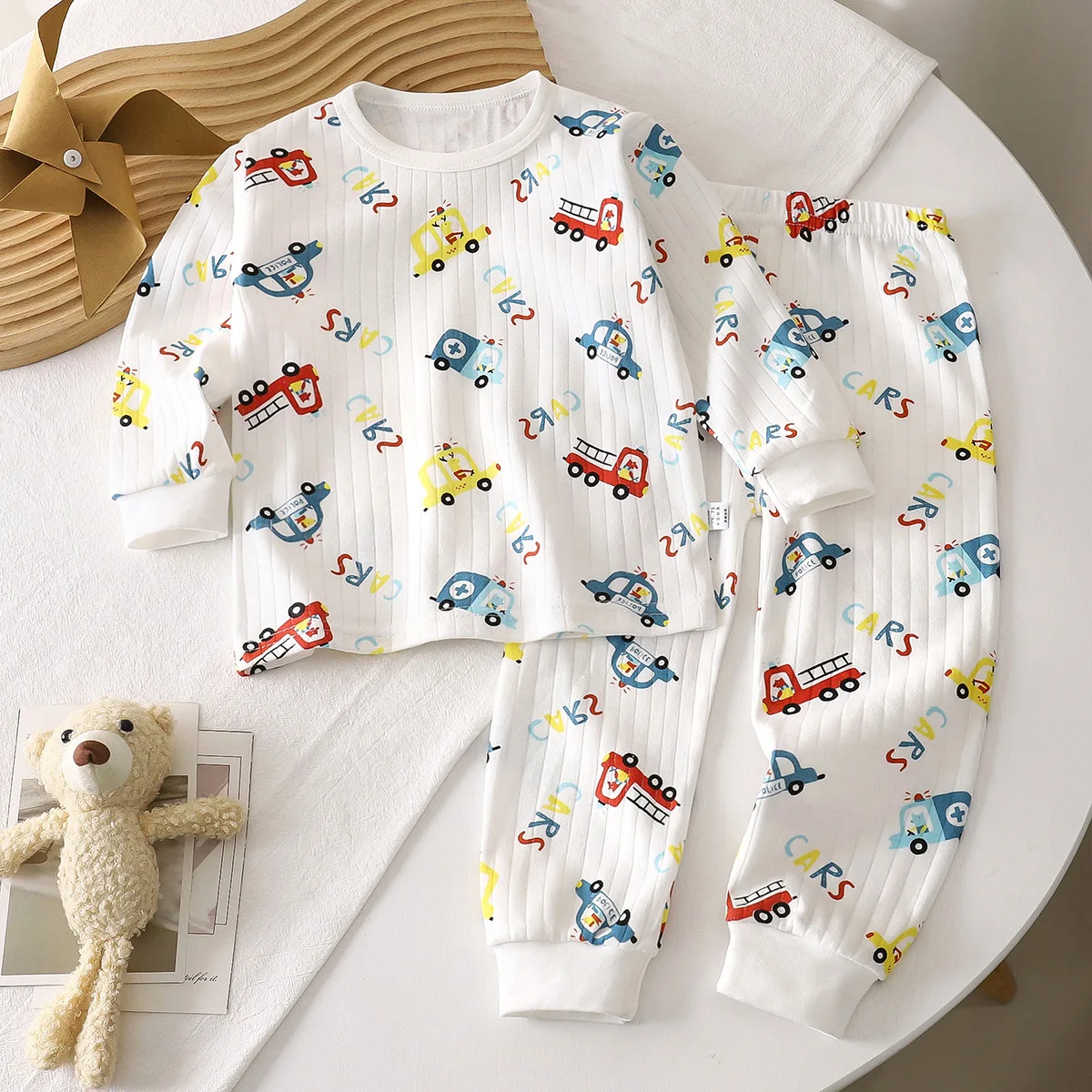LittleDreamer – Suave y cálido – Conjunto de ropa de dormir de algodón para niños