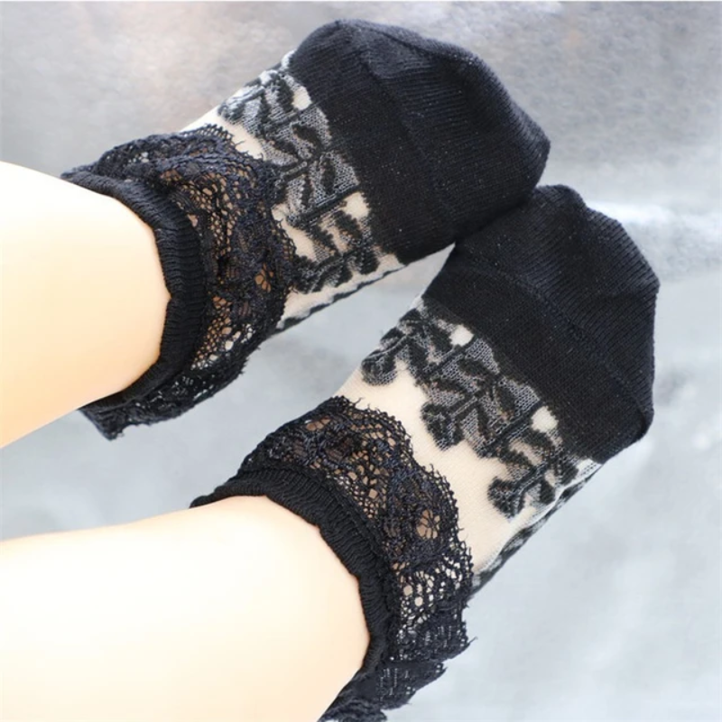 BabyBliss – Cómodos y ligeros: calcetines de encaje para bebé