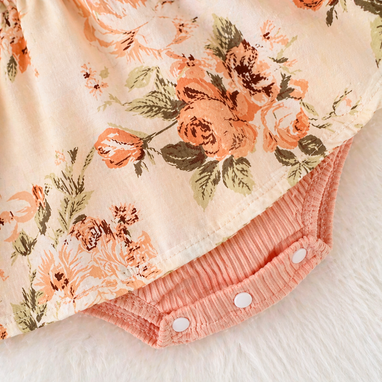 Mini Fashion™ - Soft around the skin - Girls Romper Suit