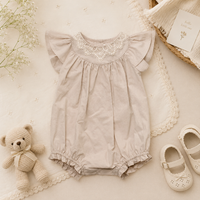 Thumbnail for Vintage Rompers – Atemporal y suave – Mono para bebé