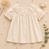 Thumbnail for Ruffle Collar Top – Elegante y cómodo: top con cuello decorativo y mangas abullonadas