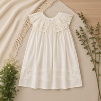 Thumbnail for Sleeveless Dress – Elegante y cómodo: vestido con cuello de encaje