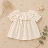 Ruffle Collar Top – Elegante y cómodo: top con cuello decorativo y mangas abullonadas