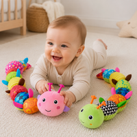Thumbnail for CuddleCater – Estimulante para los sentidos y el desarrollo – Sonajero para bebés